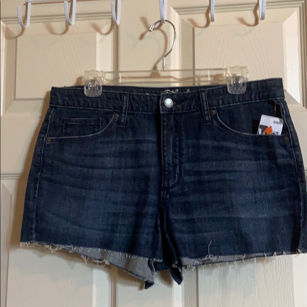 Universal Thread “High Rise Shortie” (s12/31)